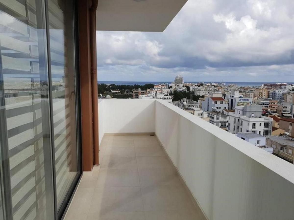 Uptown Holiday App & Pool Daily Rental Contactless Check In & Check Out Famagusta  Buitenkant foto